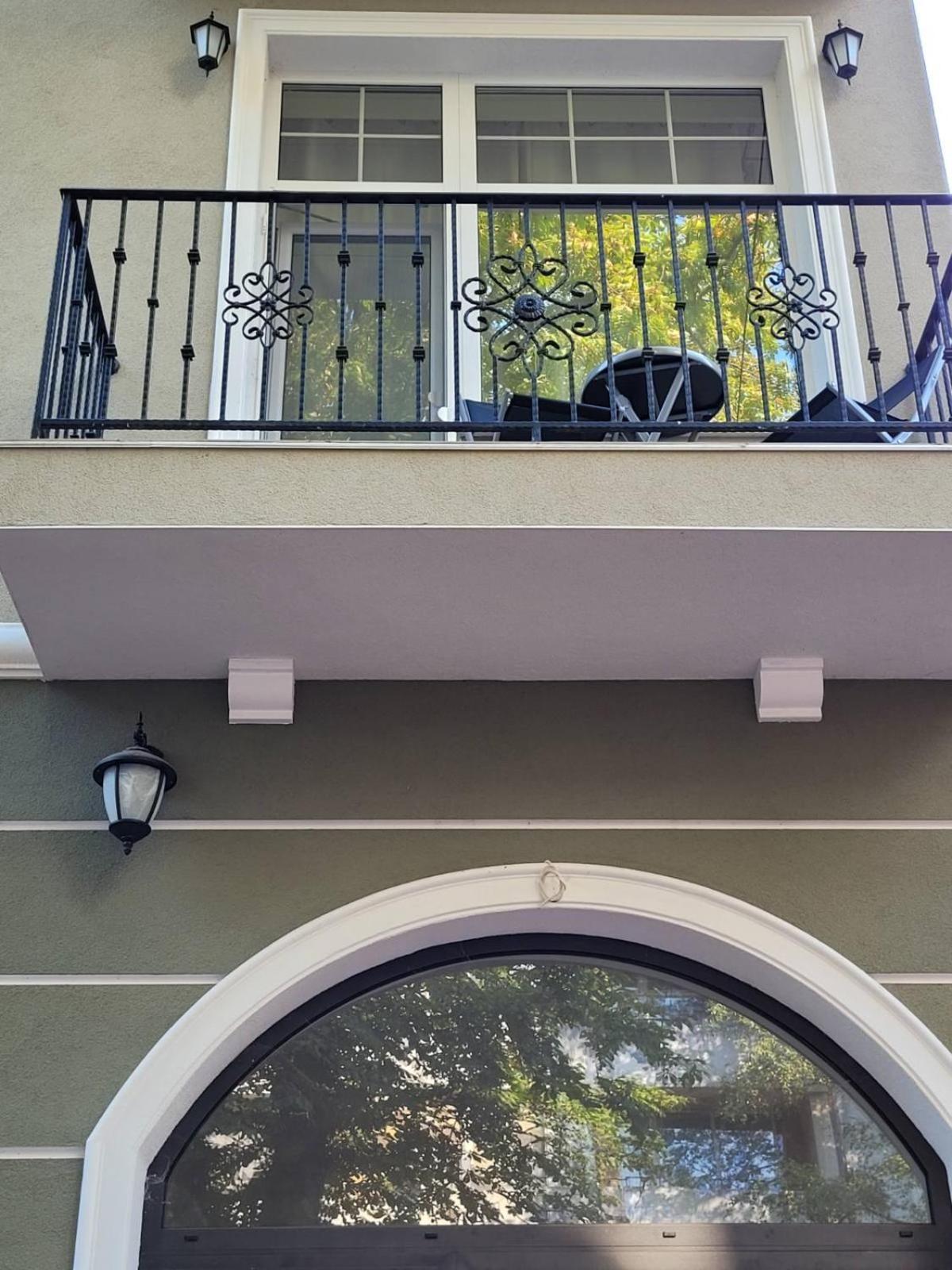 The House - Central Boutique Apartments Kiustendil Exterior foto